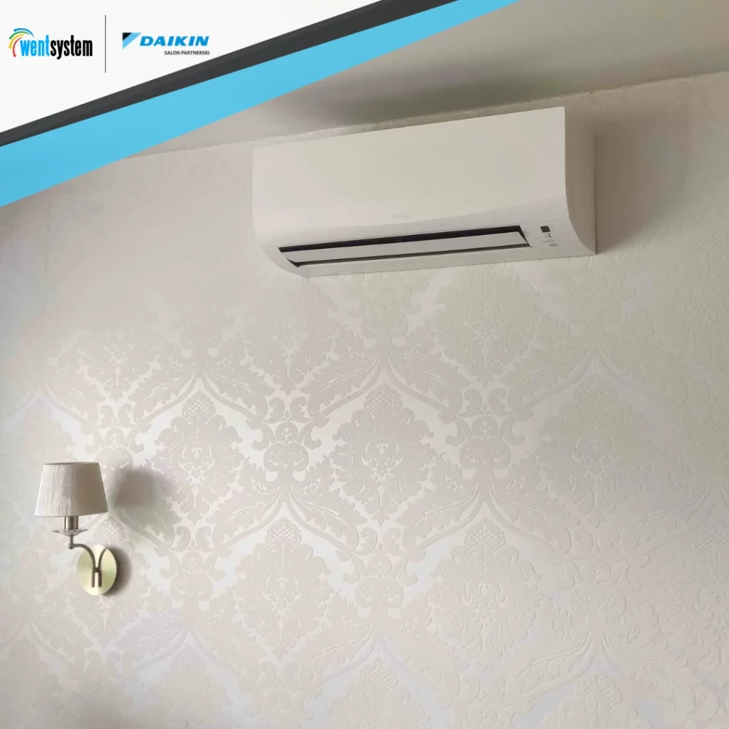 Zdjęcie z montażu jednostki wewnętrznej - Daikin